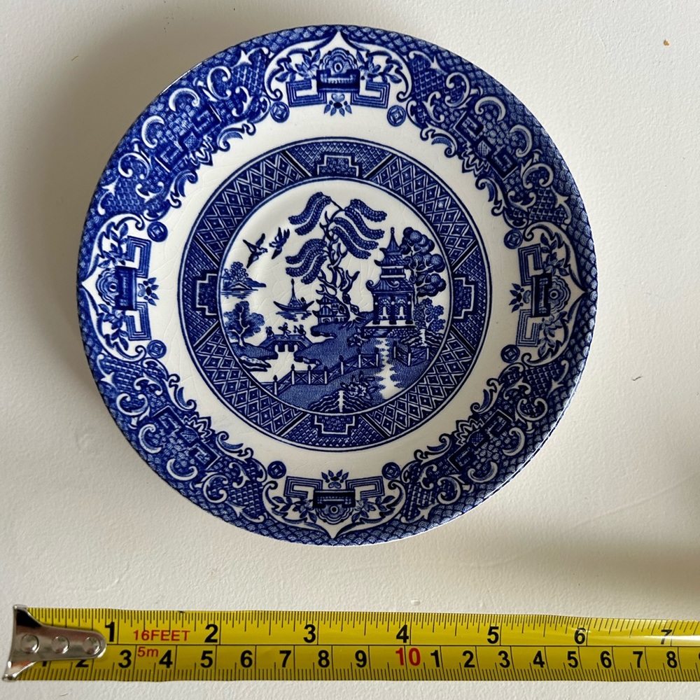 Willow ware saucer - Picture 3 of 3